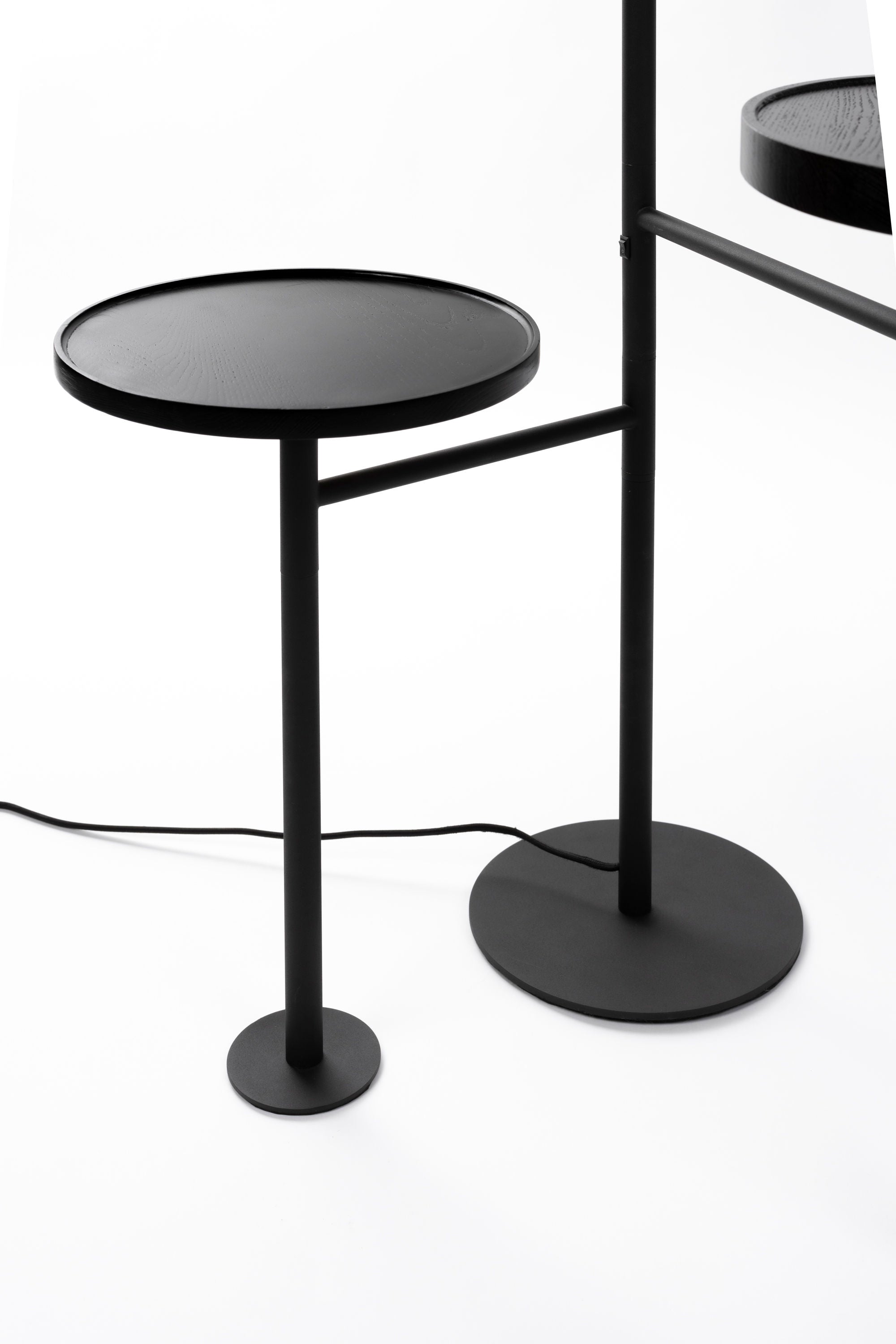 Zuiver Orion Charge Black Floor Lamp